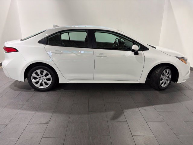 Used 2024 Toyota Corolla LE FWD image 6