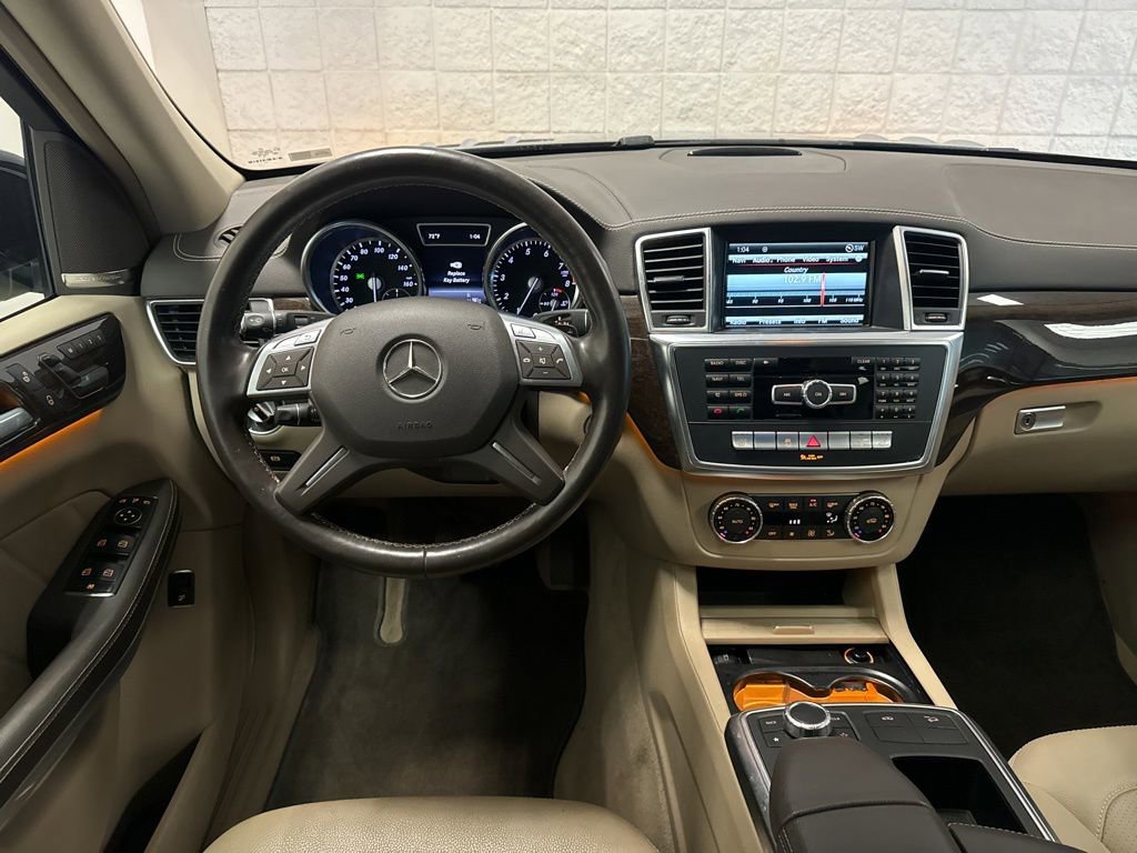 Used 2014 Mercedes-Benz GL 450 4MATIC image 5