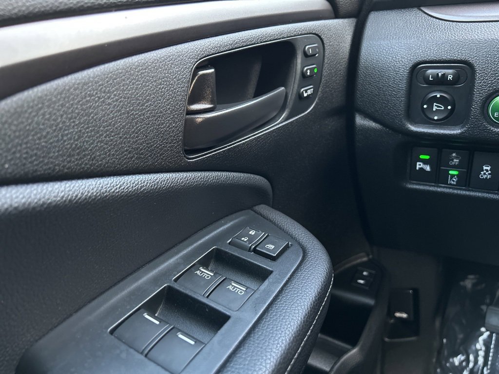 Used 2023 Honda Passport EX-L image 19