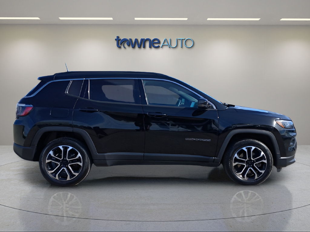 Used 2024 Jeep Compass Limited AWD/4WD image 7