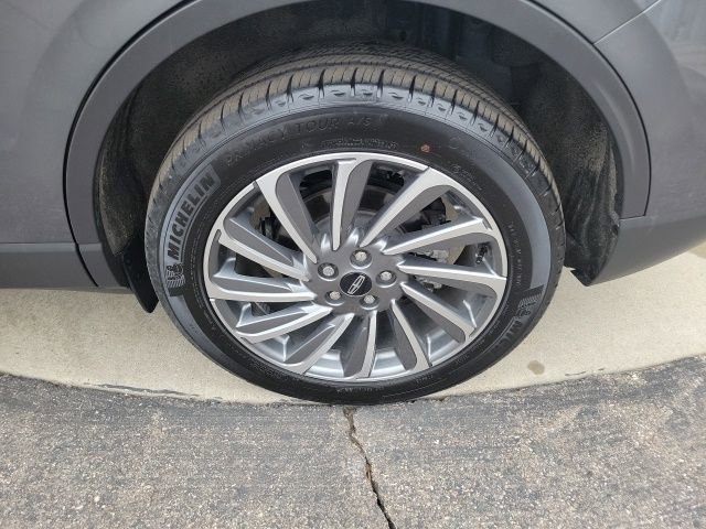 Certified 2024 Lincoln Corsair Reserve w/ Equipment Group 201A image 15