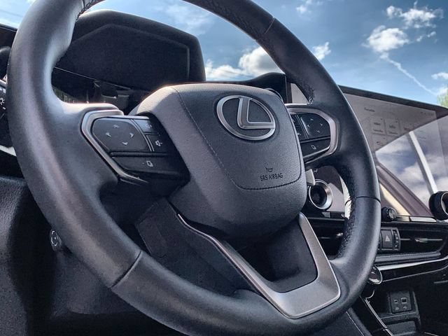 Used 2024 Lexus NX 350h AWD w/ Luxury Package image 19