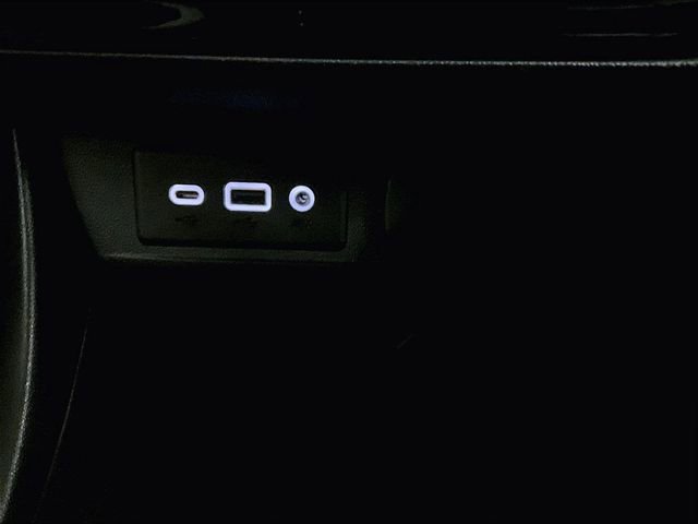 Used 2020 Buick Encore GX Select FWD image 31