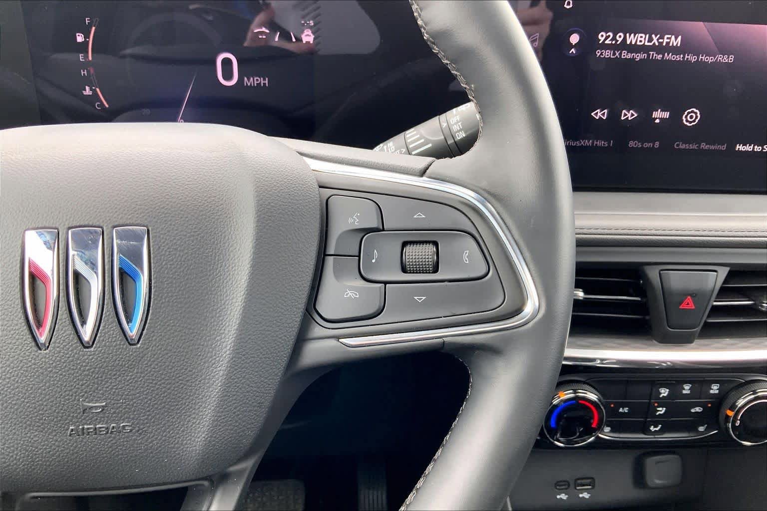 Used 2025 Buick Encore GX Sport Touring w/ Advanced Technology Package image 24