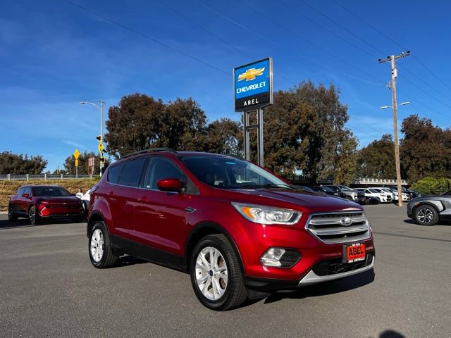 Used 2018 Ford Escape SEL image 2