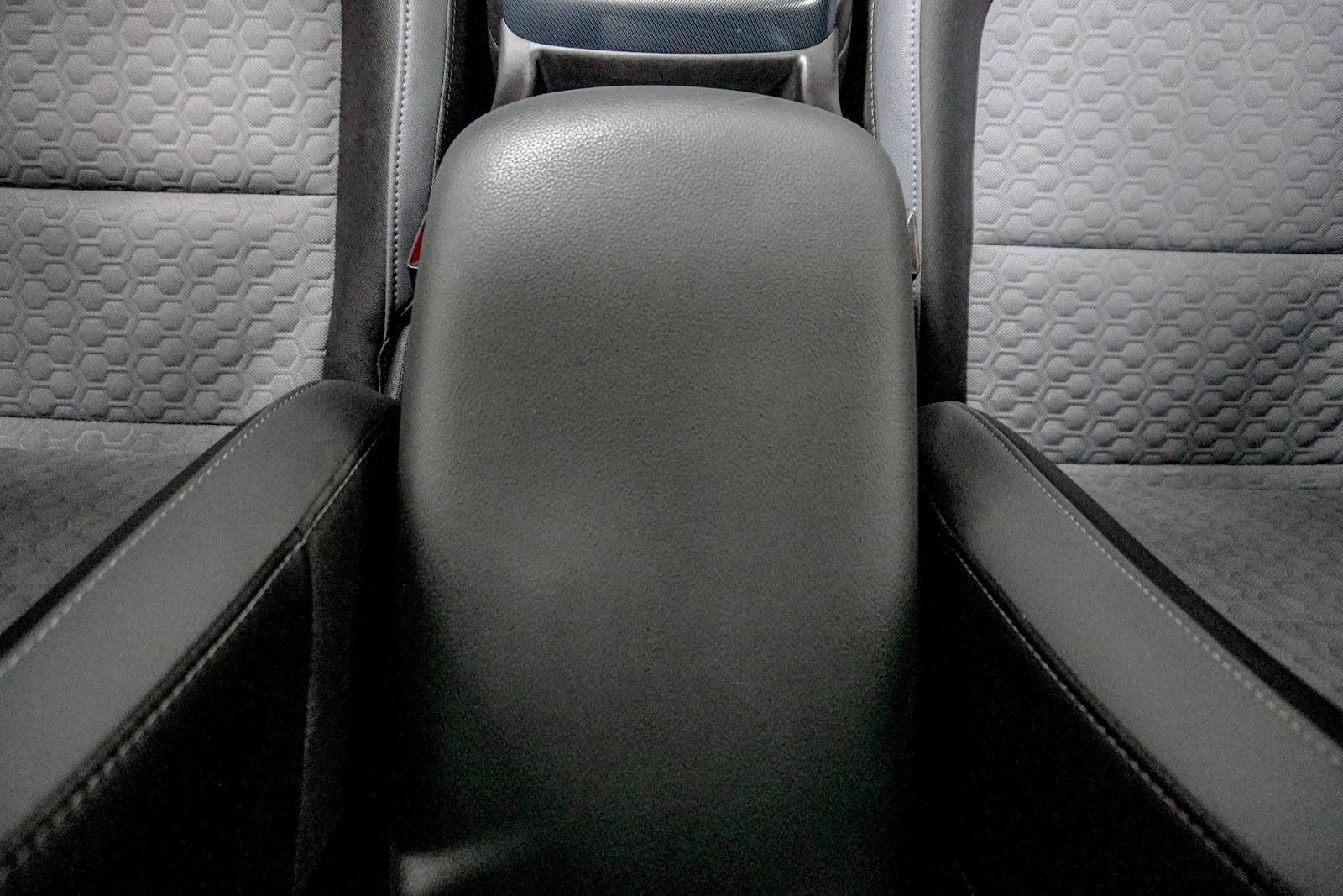 Used 2015 Chevrolet Colorado Z71 AWD/4WD image 26