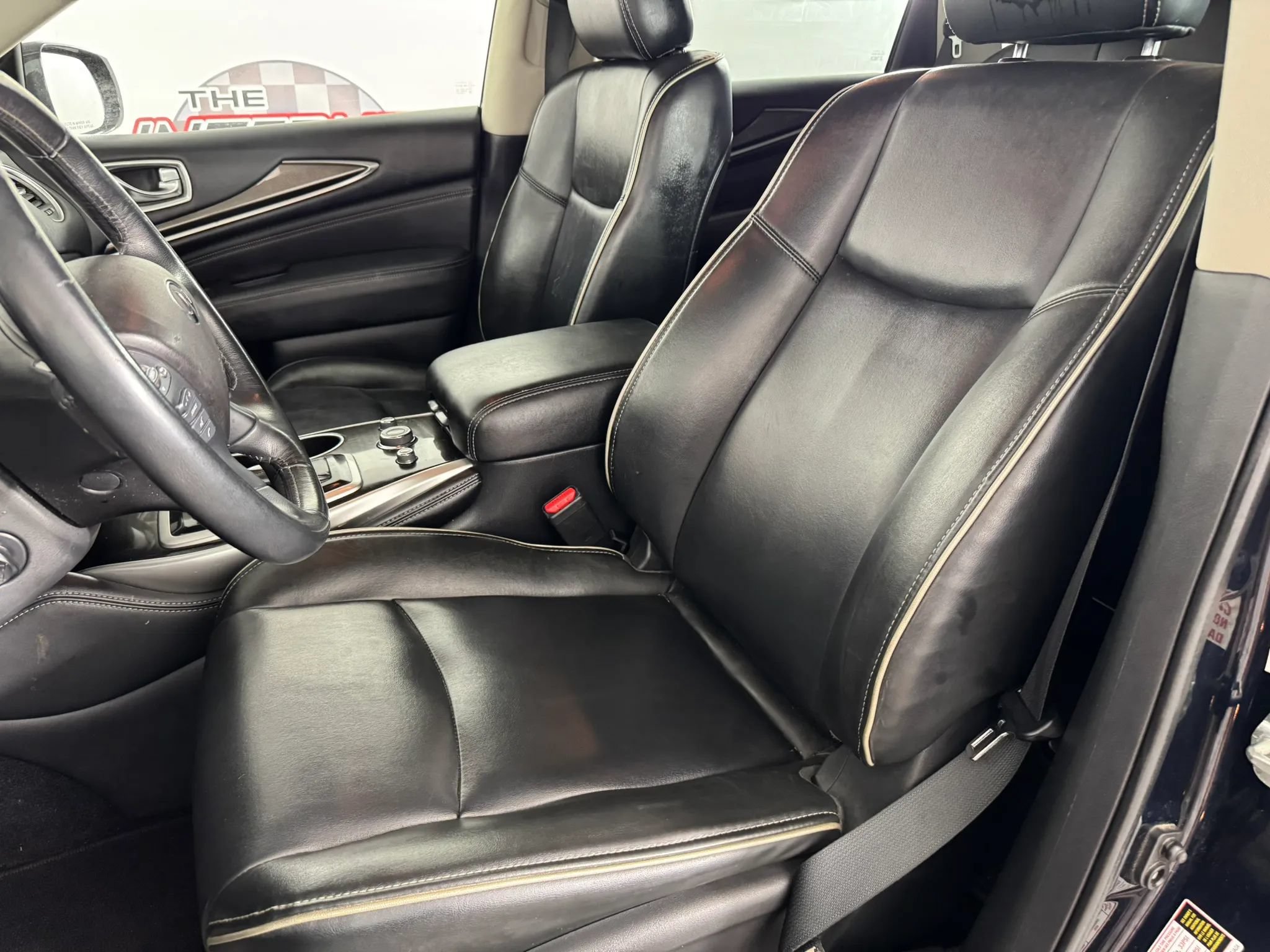 Used 2019 INFINITI QX60 Pure AWD/4WD image 32