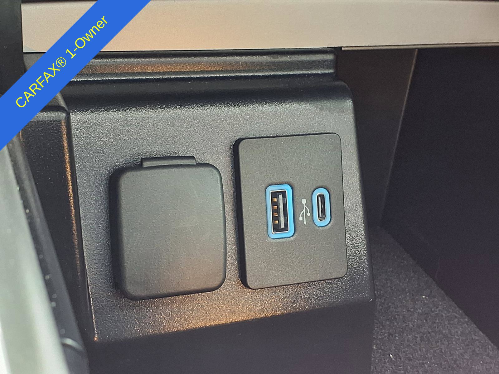 Used 2023 Ford Explorer ST w/ Equipment Group 401A AWD/4WD image 26
