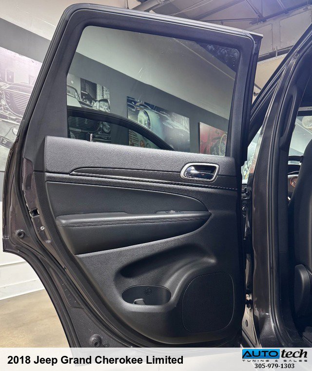 Used 2018 Jeep Grand Cherokee Limited image 22