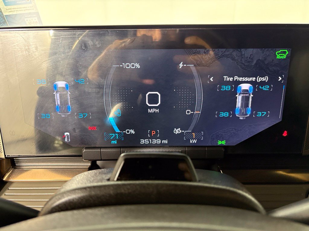 Used 2025 GMC Hummer EV 3X w/ Extreme Off-Road Package AWD/4WD image 29