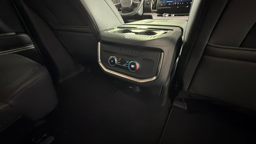 Used 2026 Ford Expedition Active RWD image 35