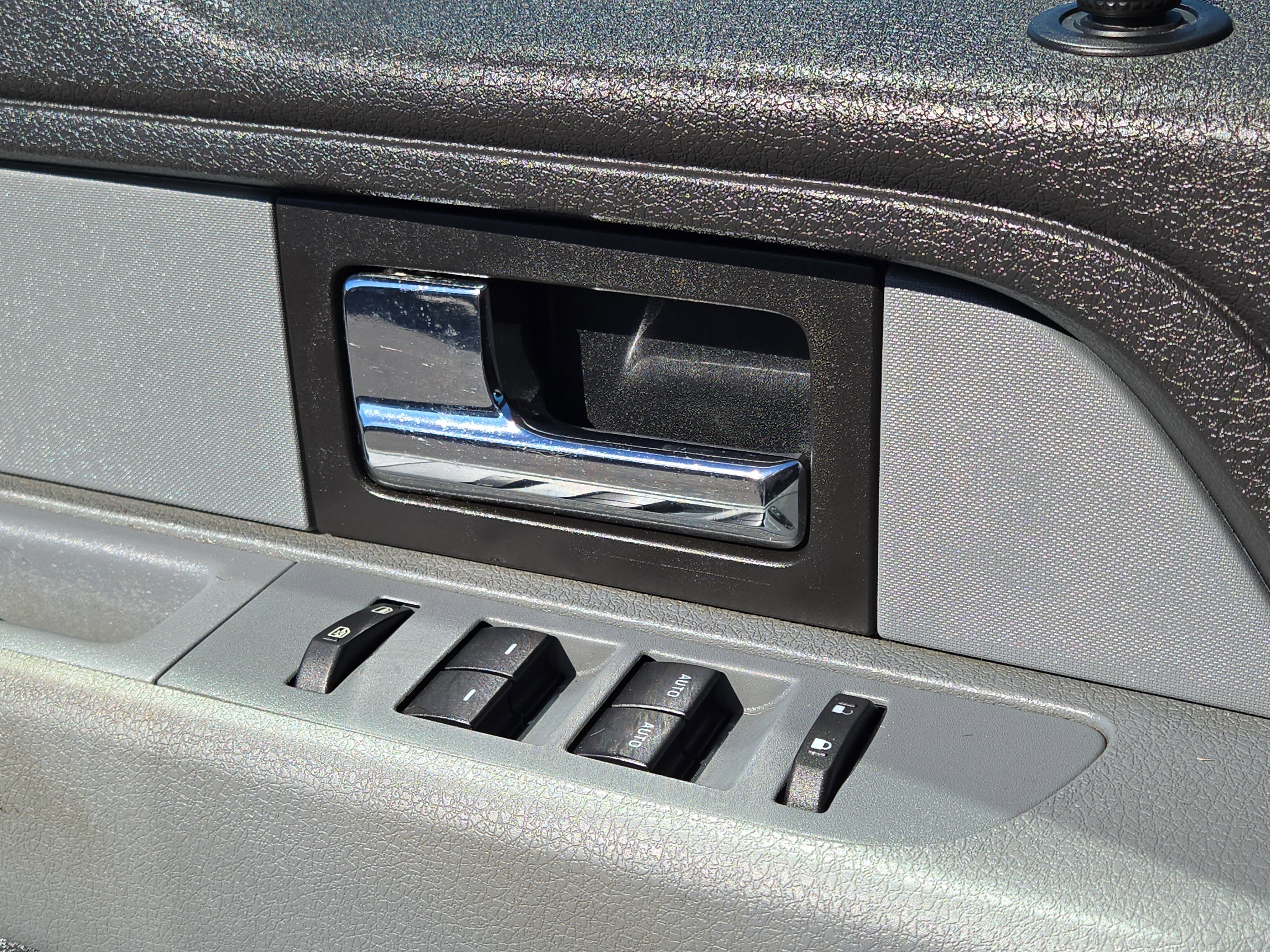 Used 2014 Ford F150 STX w/ Equipment Group 201A Mid image 15