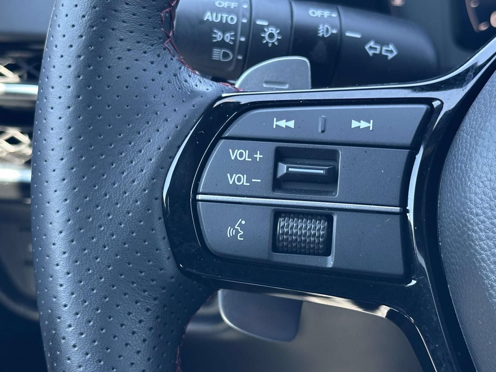 Certified 2025 Acura ADX A-Spec AWD/4WD image 23