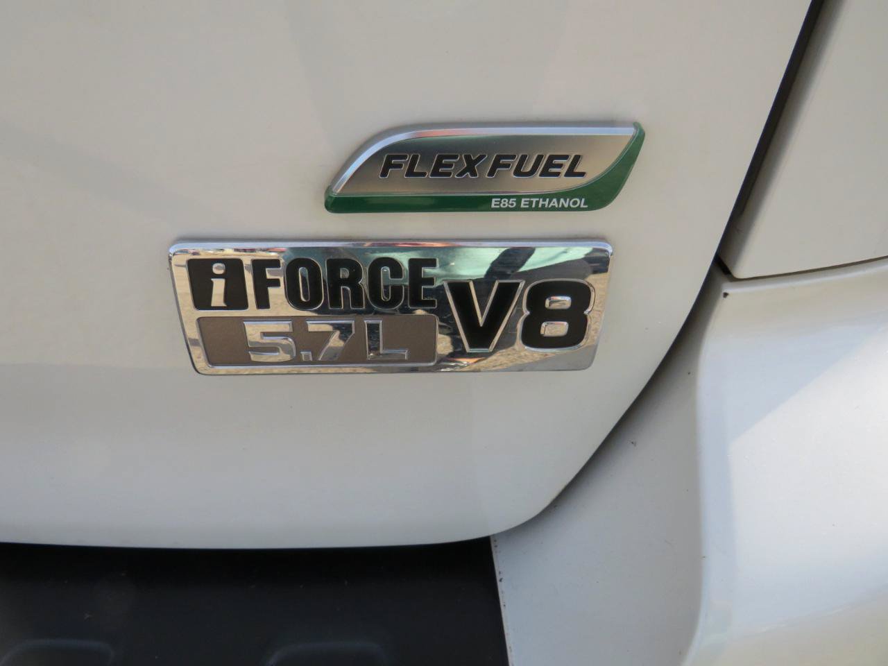 Used 2015 Toyota Sequoia Platinum AWD/4WD image 9