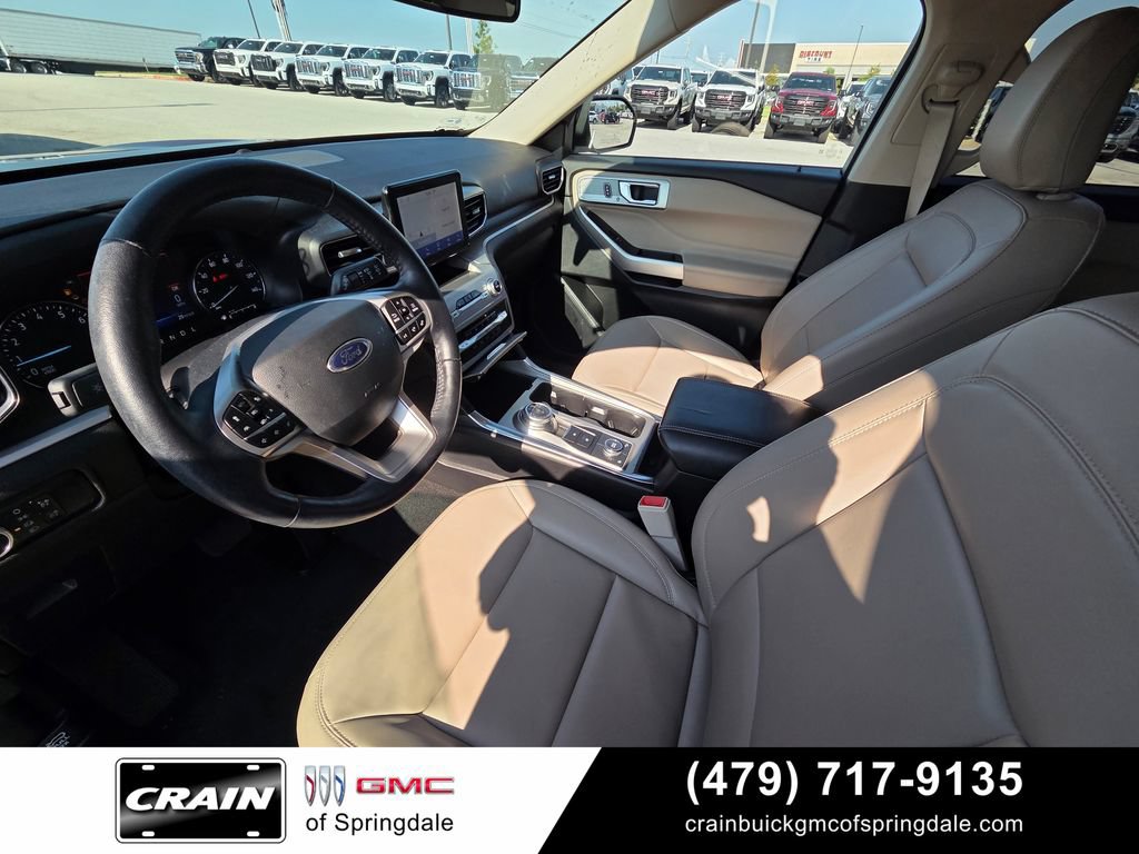 Used 2023 Ford Explorer XLT w/ Equipment Group 202A AWD/4WD image 10