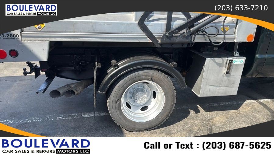 Used 2012 Ford F550 4x4 Regular Cab Super Duty w/ Payload Upgrade Pkg image 11