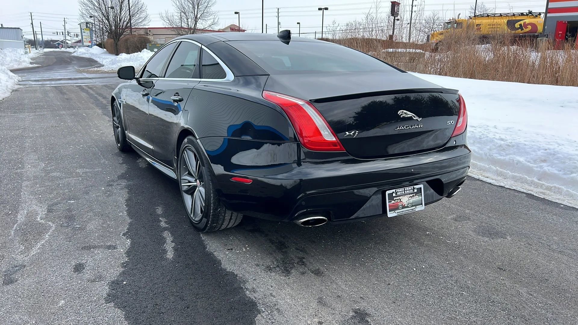Used 2016 Jaguar XJ Supercharged image 6
