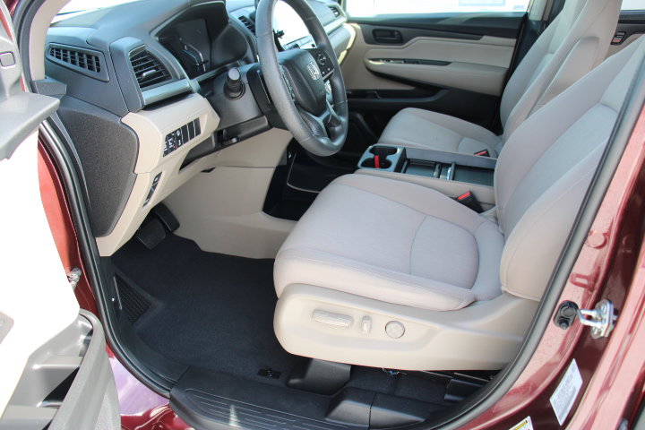 Used 2021 Honda Odyssey EX image 11