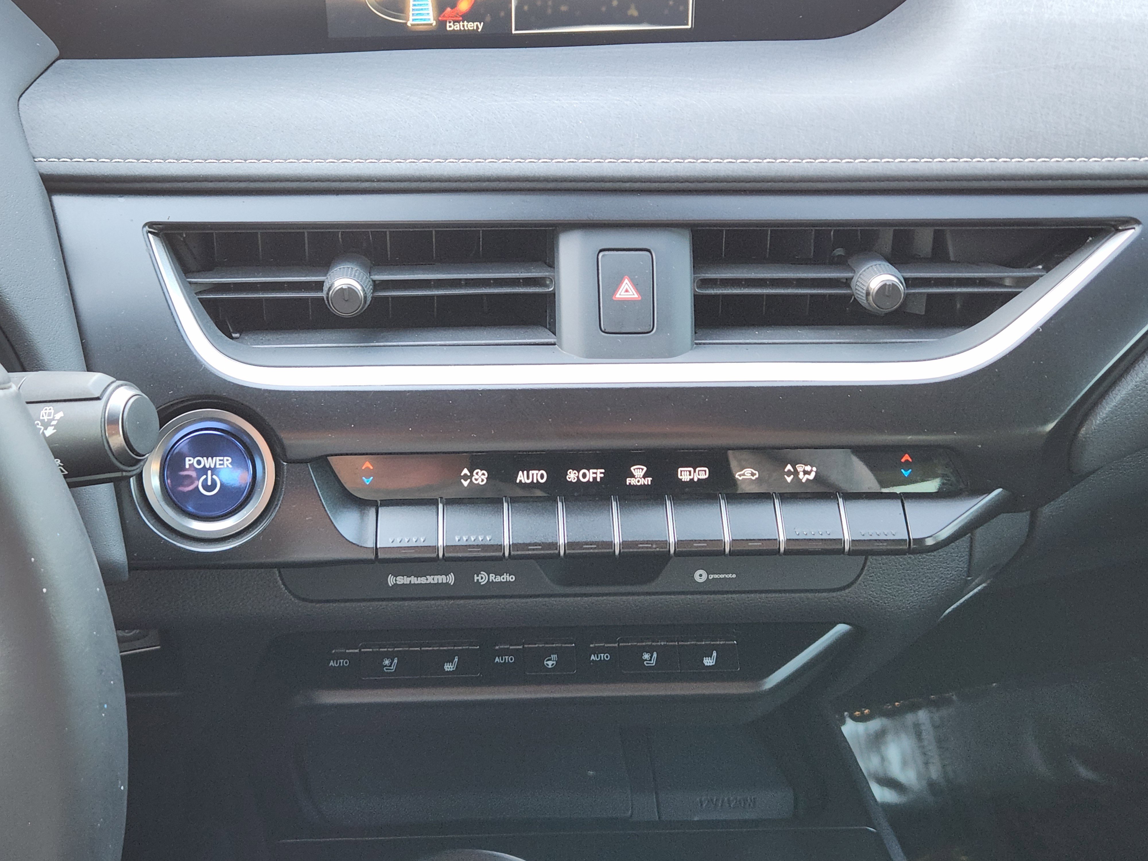 Used 2019 Lexus UX 250h image 23