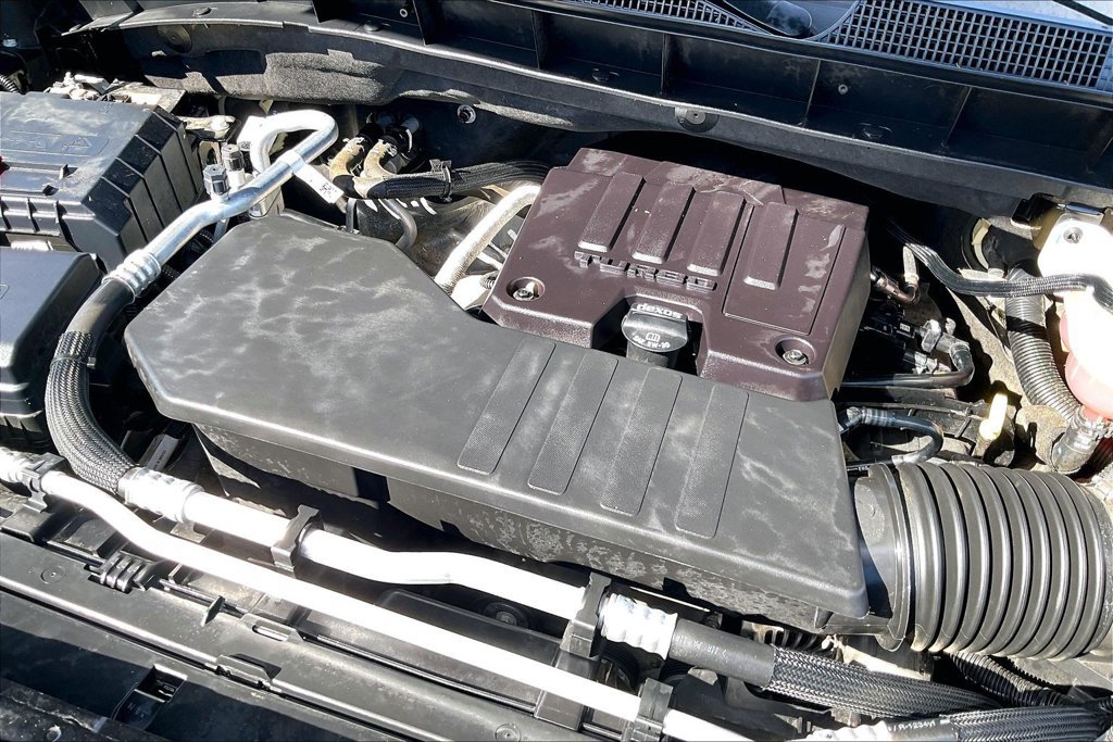 Used 2023 Chevrolet Silverado 1500 LT AWD/4WD image 32