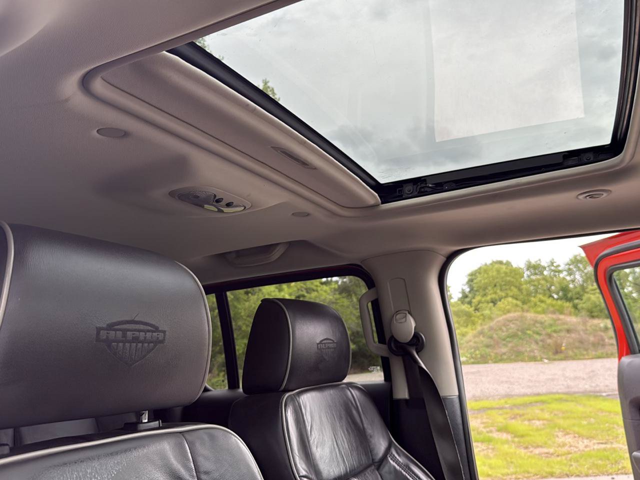 Used 2008 HUMMER H3 Alpha AWD/4WD image 30