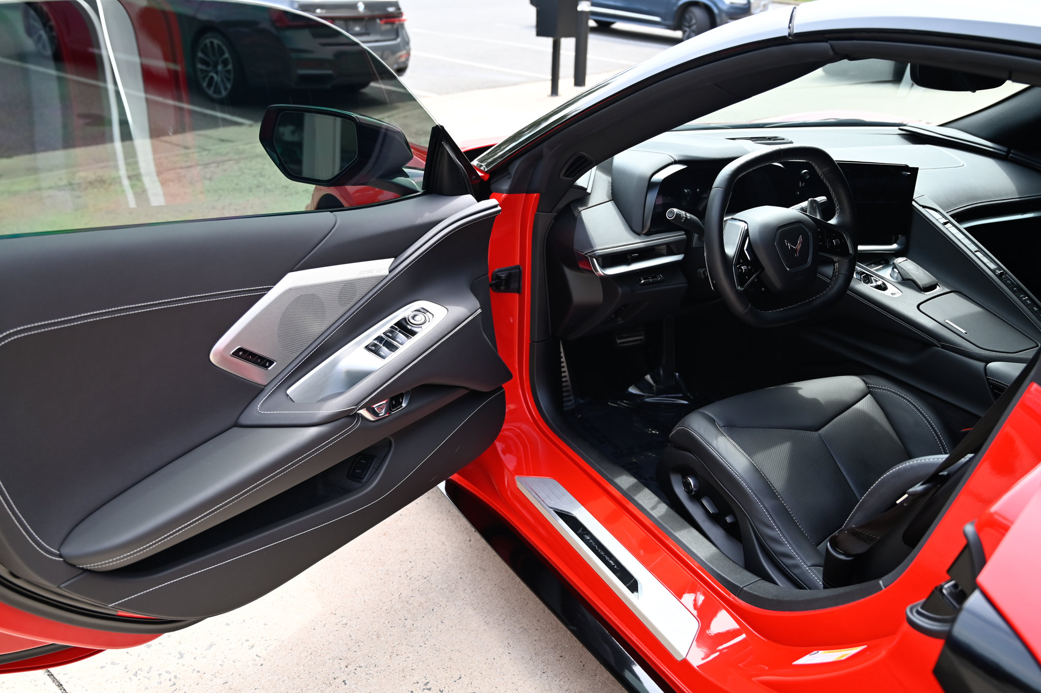 Used 2023 Chevrolet Corvette Stingray Preferred Conv w/ Battery Protection Package RWD image 15