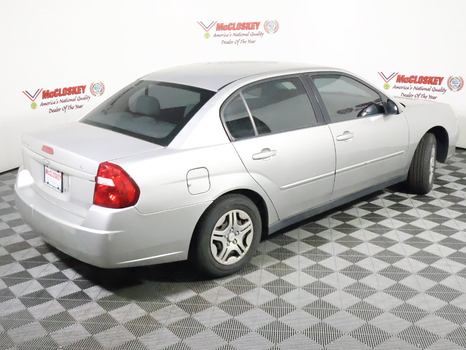 Used 2007 Chevrolet Malibu LS FWD image 4