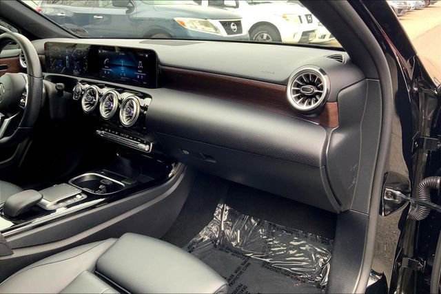 Certified 2022 Mercedes-Benz A 220 4MATIC image 15