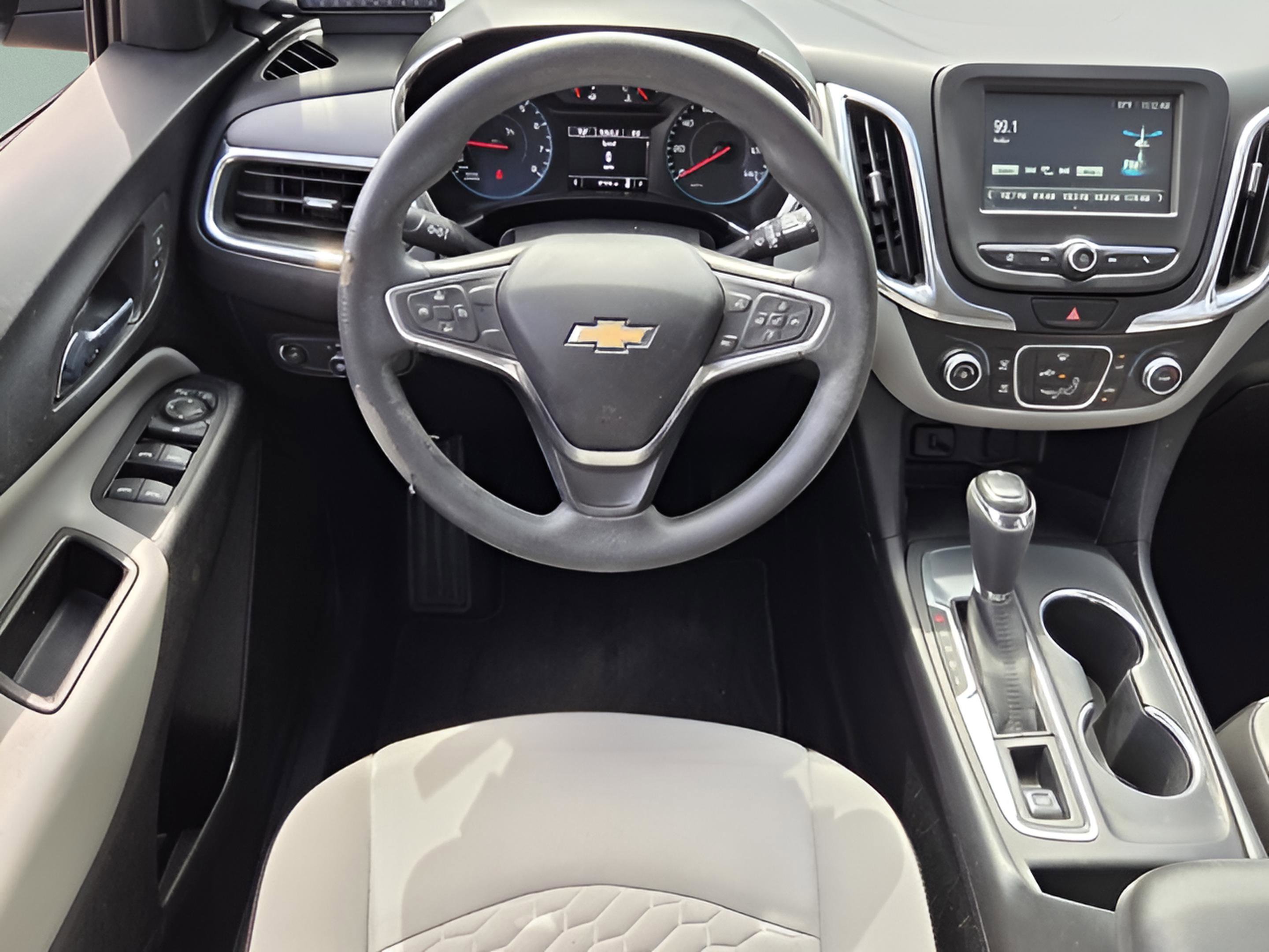 Used 2018 Chevrolet Equinox LS FWD image 11