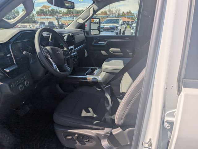New 2026 Chevrolet Silverado 3500 LT w/ Trail Boss Package image 14