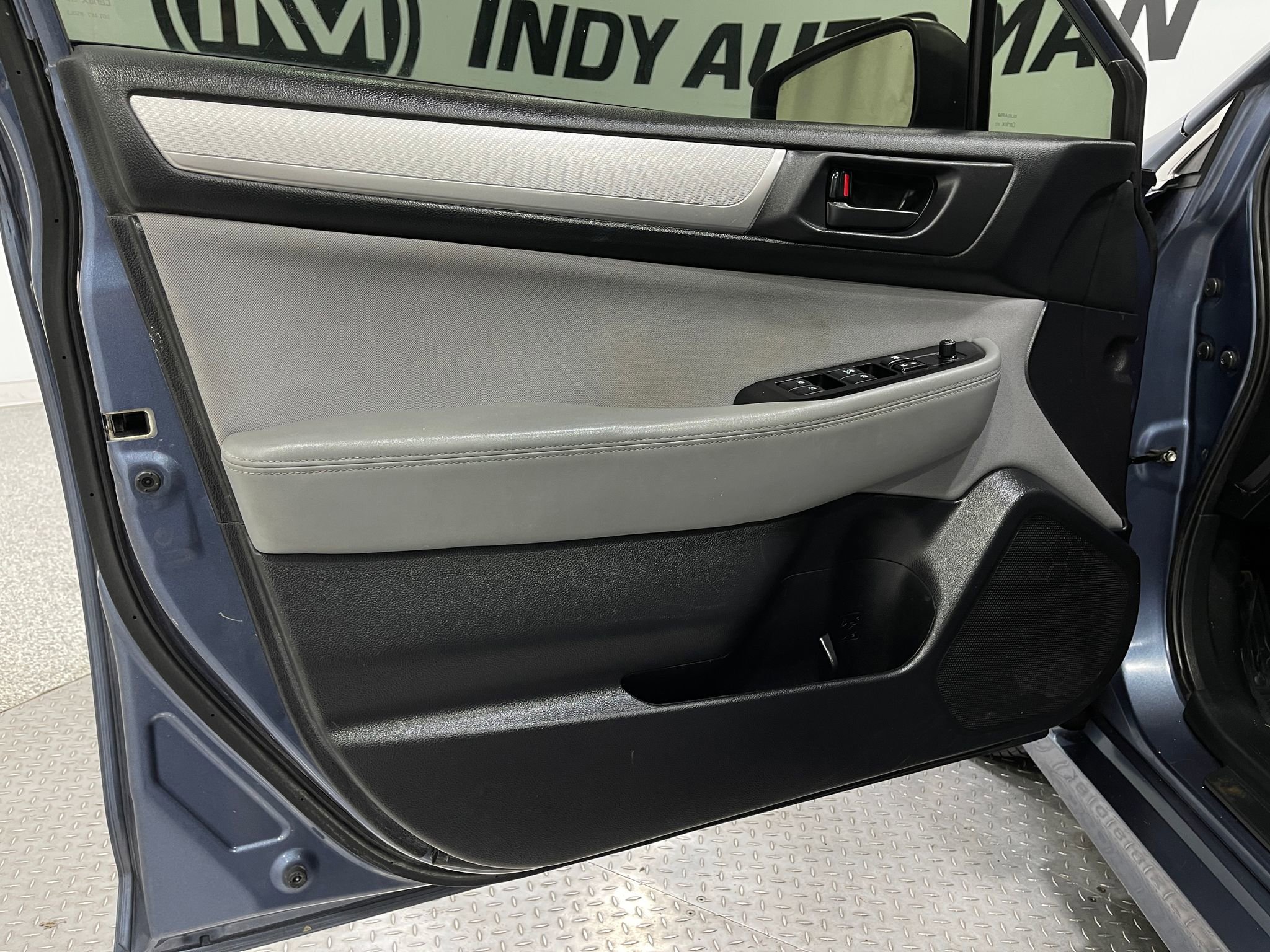 Used 2018 Subaru Legacy 2.5i AWD/4WD image 12