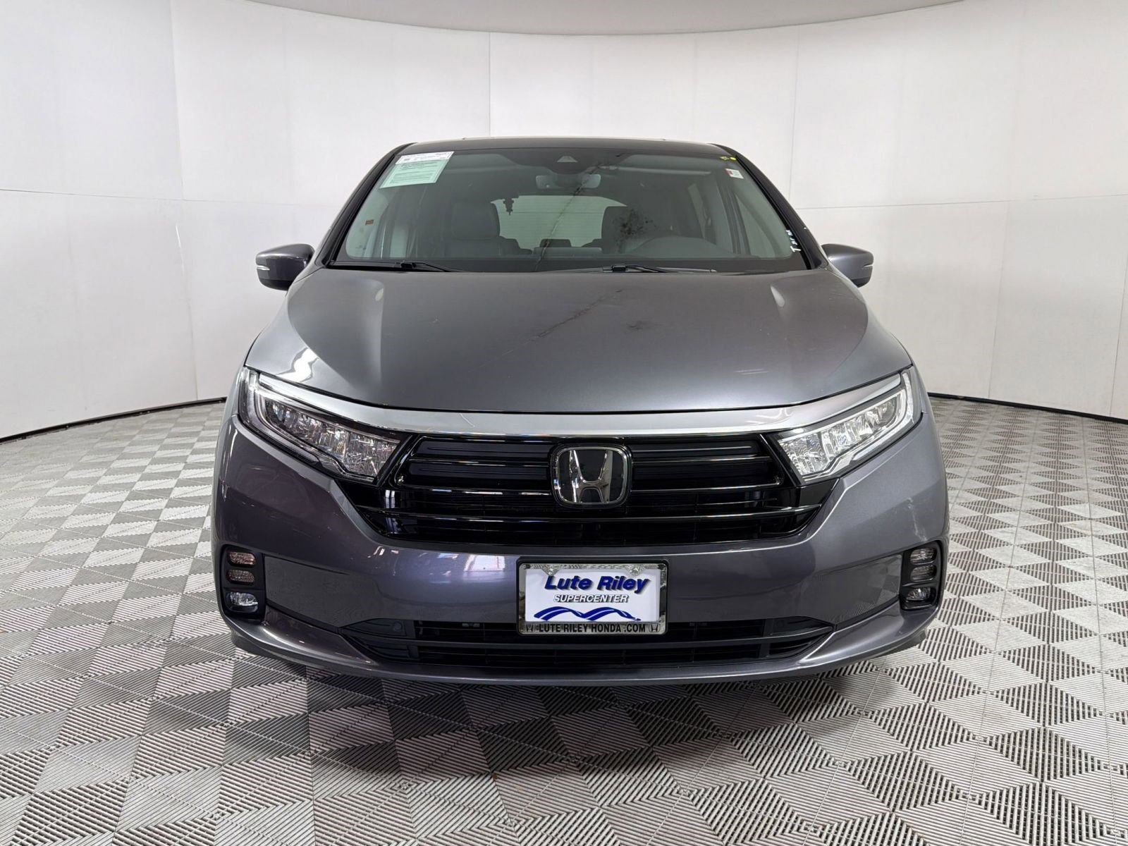 Certified 2024 Honda Odyssey EX-L image 6
