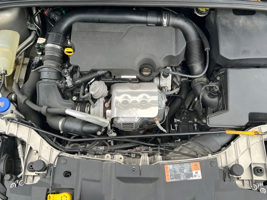 Used 2016 Ford Focus SE FWD image 9