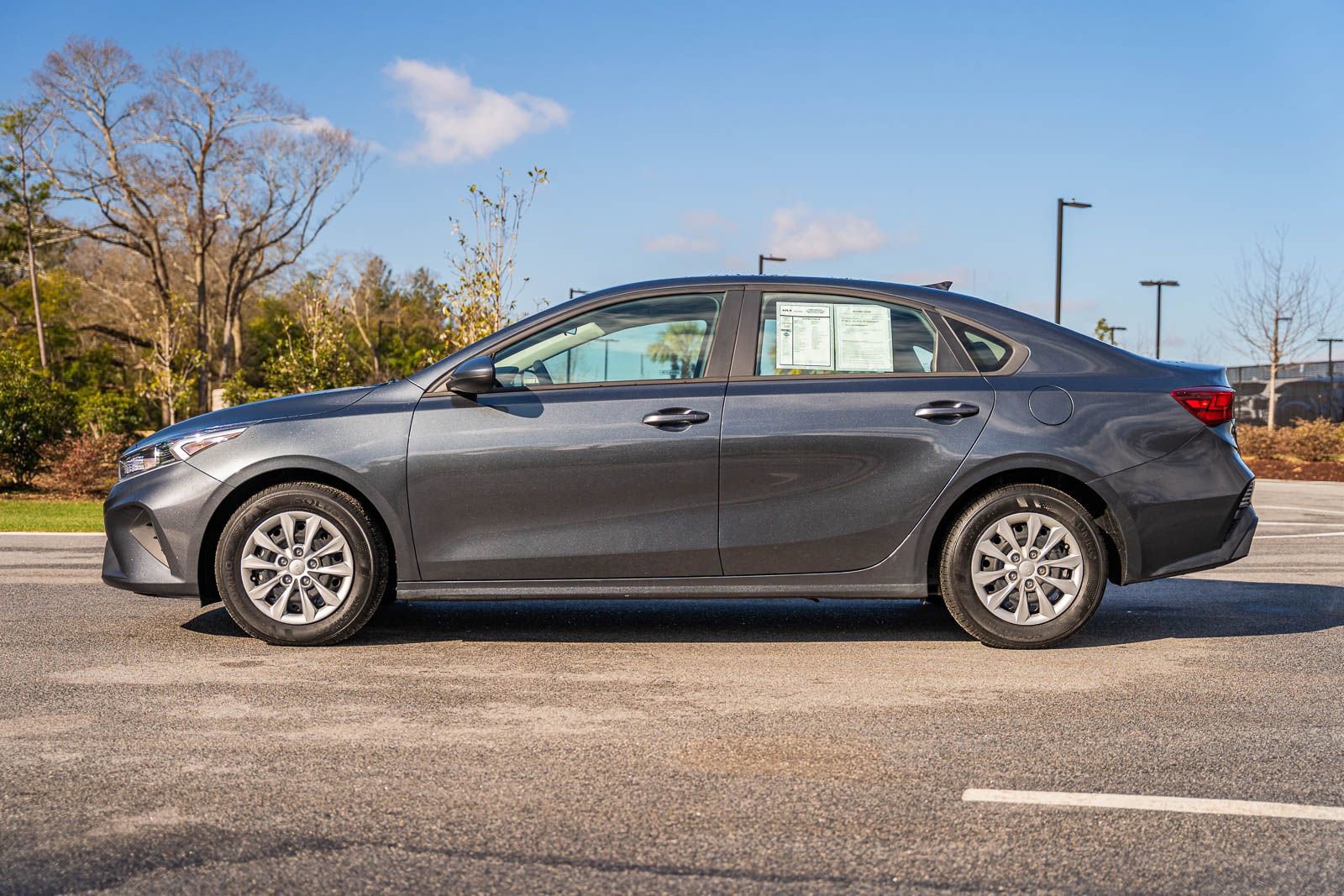 Used 2024 Kia Forte LX image 4
