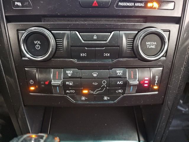 Used 2016 Ford Explorer XLT w/ Equipment Group 202A image 23