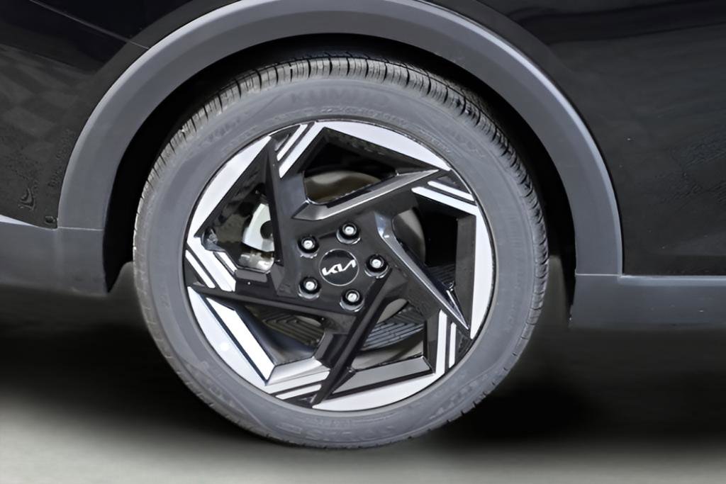 Certified 2025 Kia K4 EX image 43