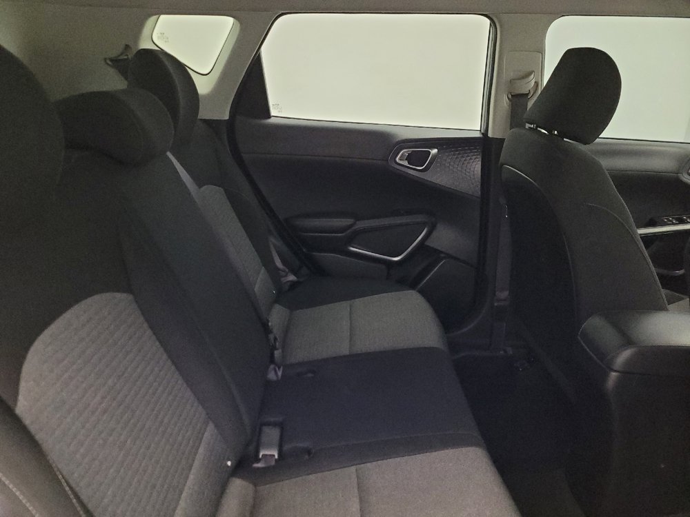 Used 2021 Kia Soul S FWD image 19