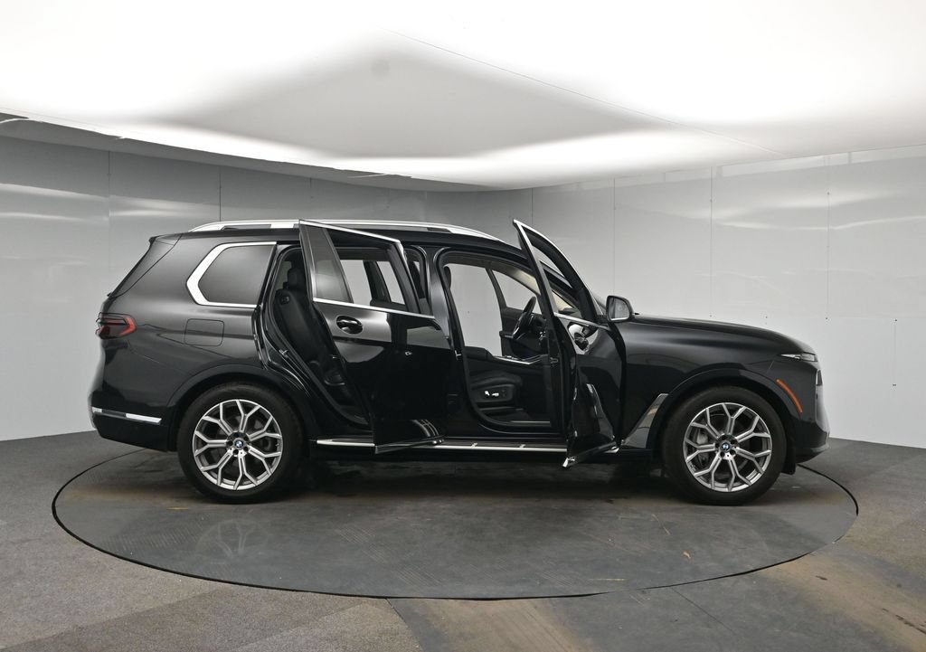 Used 2024 BMW X7 xDrive40i w/ Premium Package AWD/4WD image 62