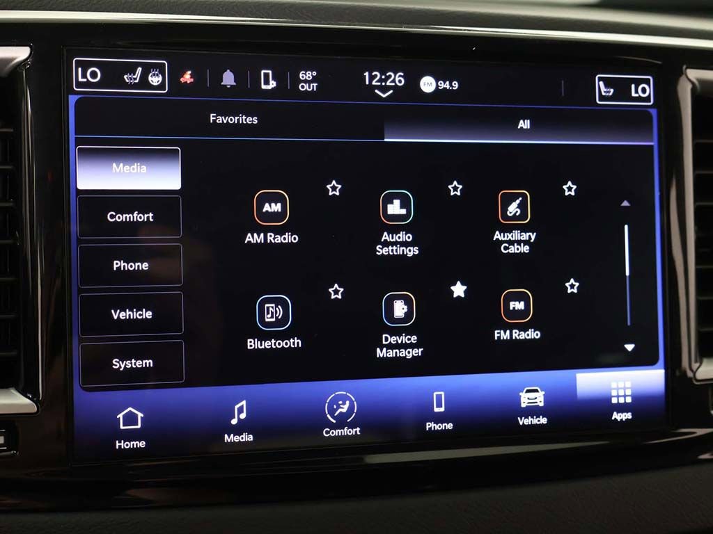 Used 2023 Chrysler Pacifica Touring-L FWD image 50