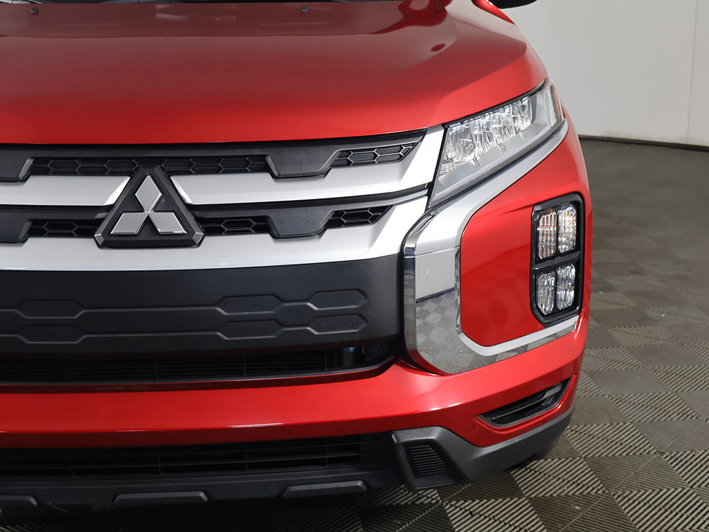 Used 2024 Mitsubishi Outlander Sport ES AWD/4WD image 9
