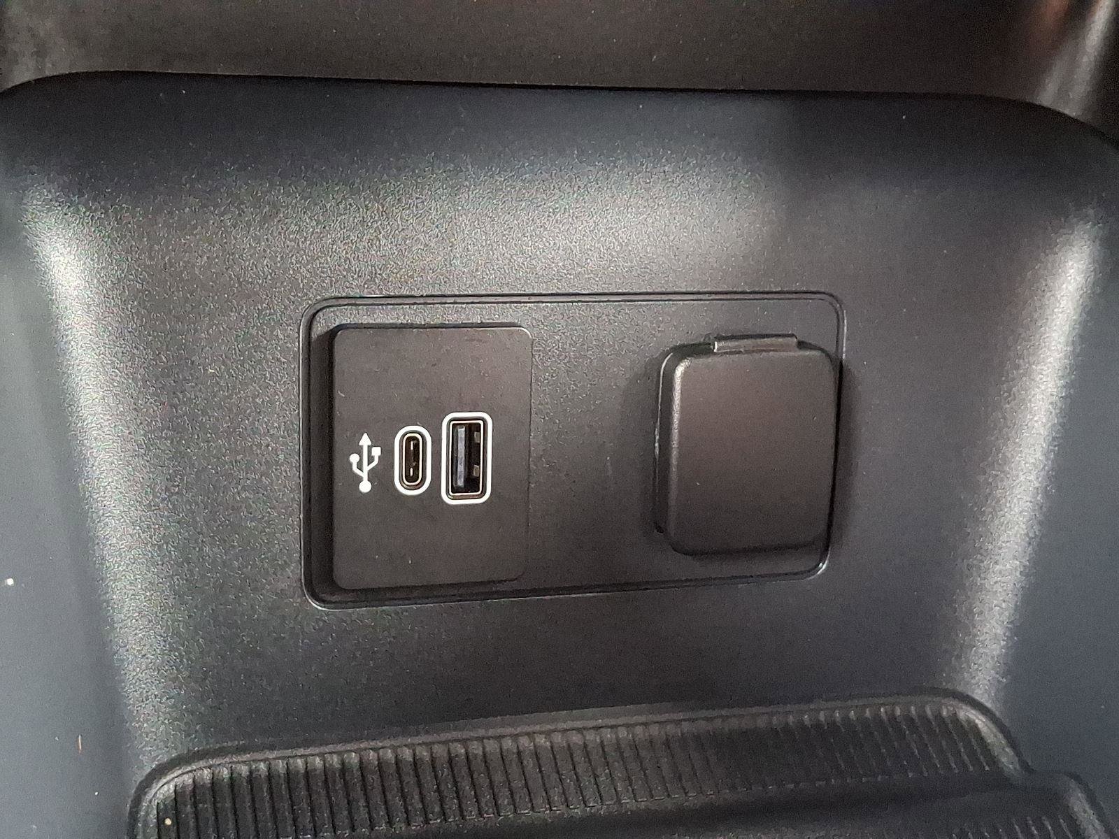 New 2026 Ford Explorer Active image 4