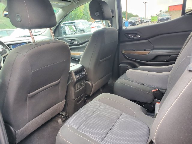 Certified 2021 GMC Acadia SLE w/ Driver Convenience Package FWD image 14