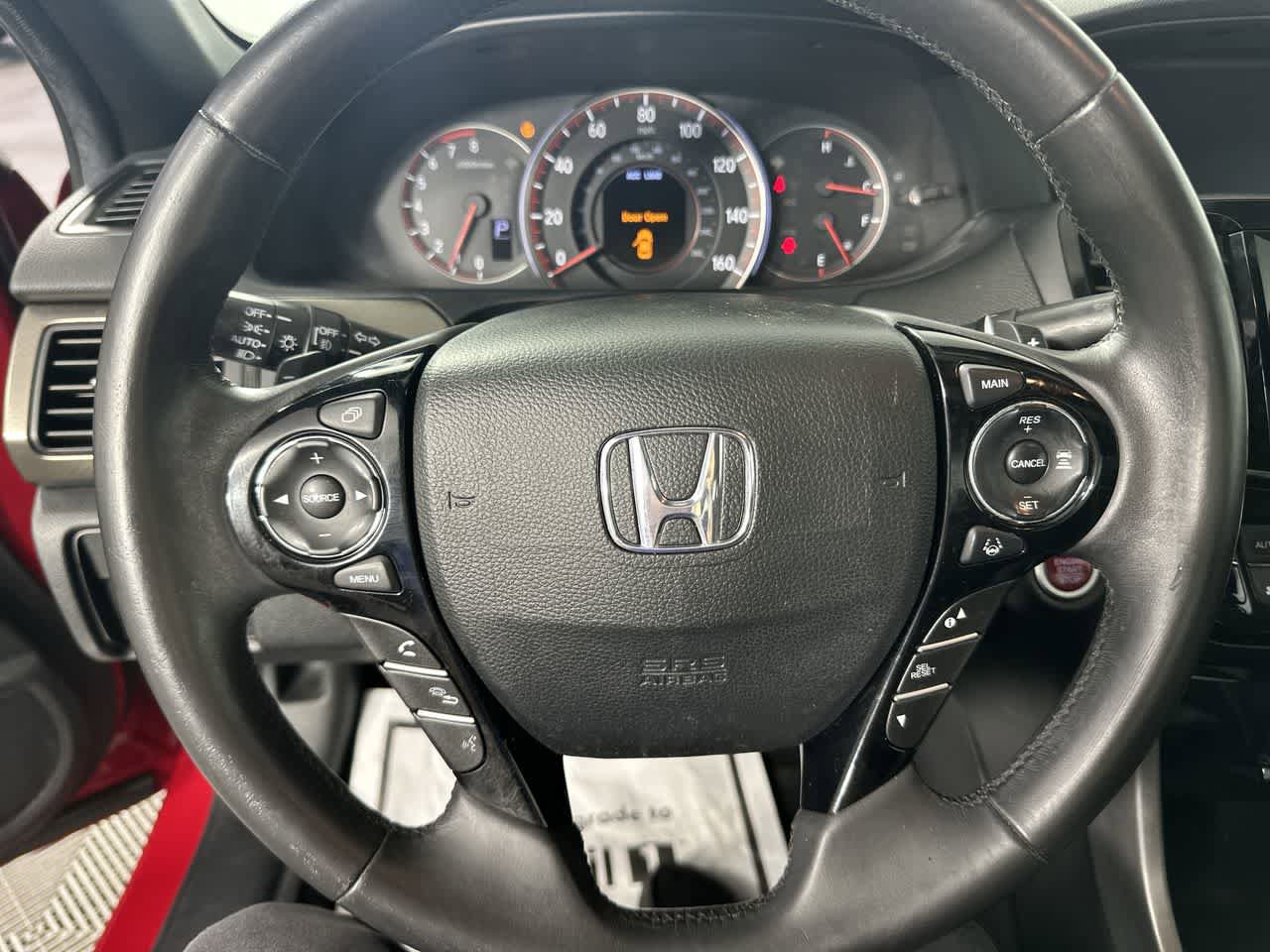 Used 2016 Honda Accord Touring image 14
