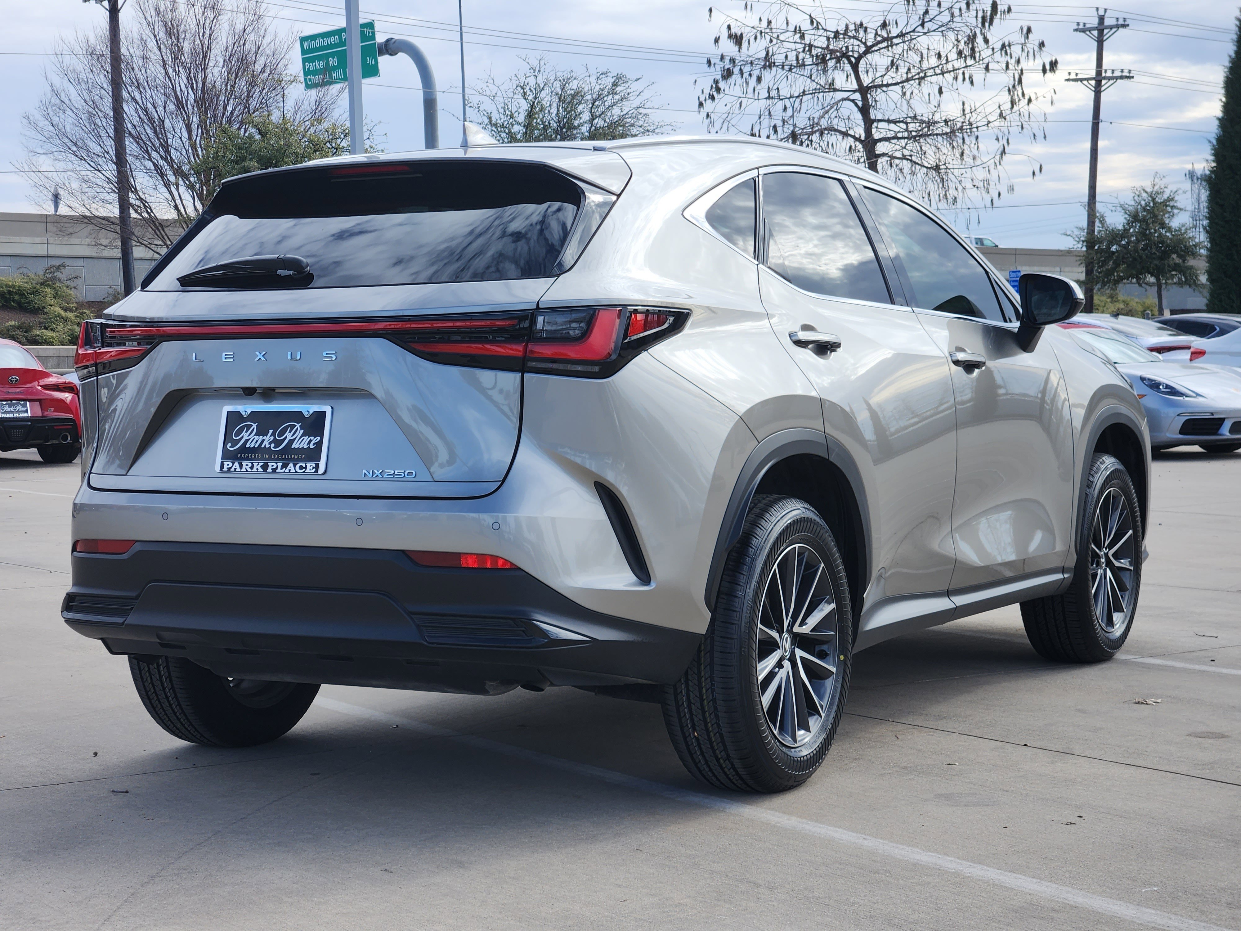 Used 2024 Lexus NX 250 FWD w/ Premium Package image 13