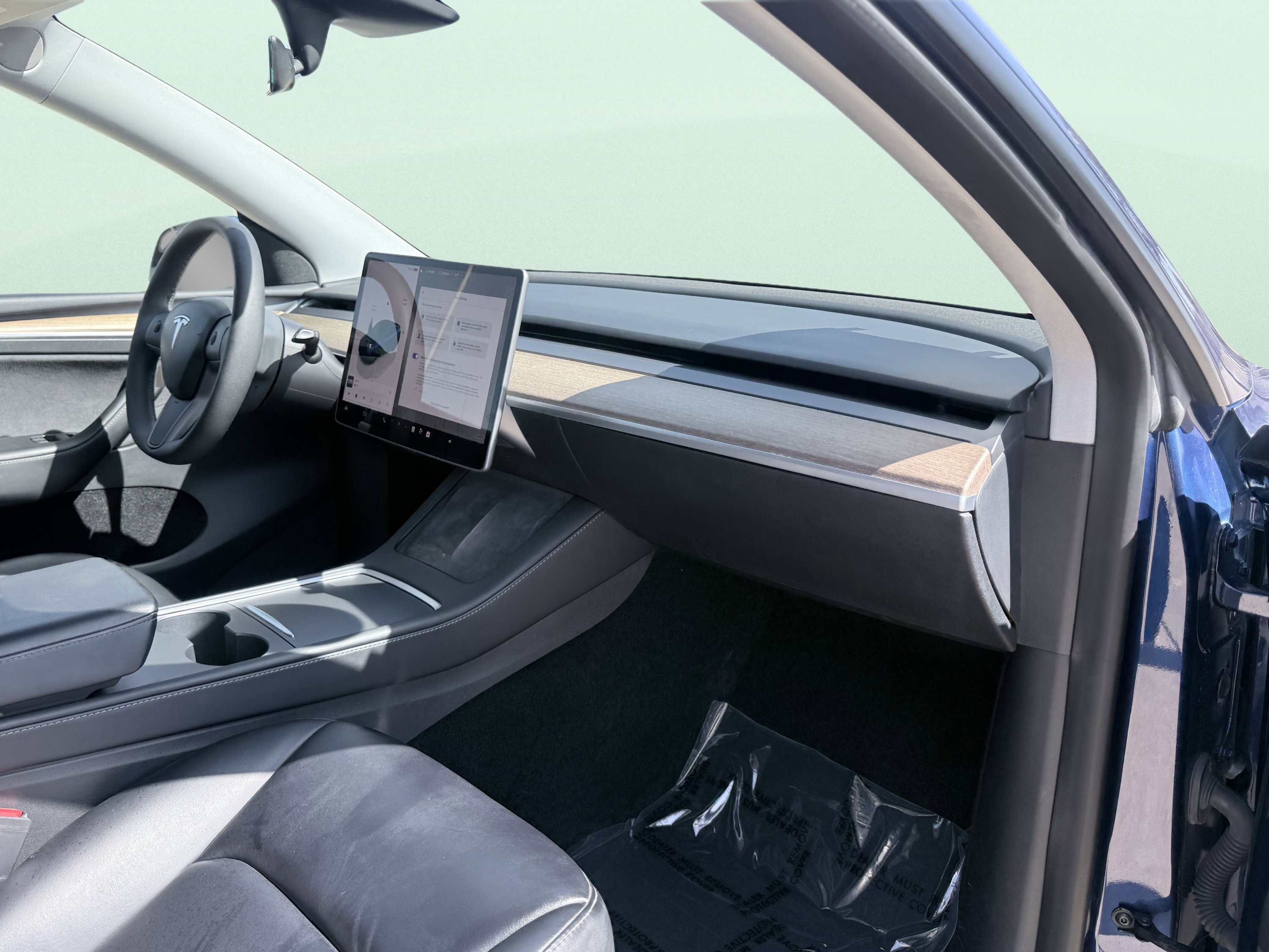 Used 2023 Tesla Model Y Performance image 45