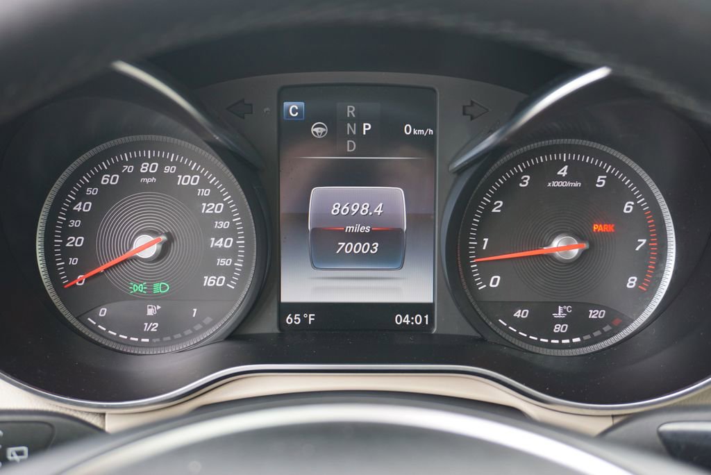 Used 2017 Mercedes-Benz GLC 300 4MATIC image 27
