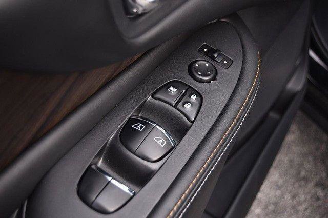 Used 2021 Nissan Murano Platinum w/ Cargo Package image 9