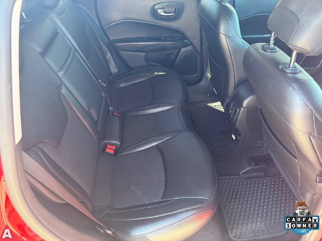 Used 2019 Jeep Compass Latitude FWD image 13