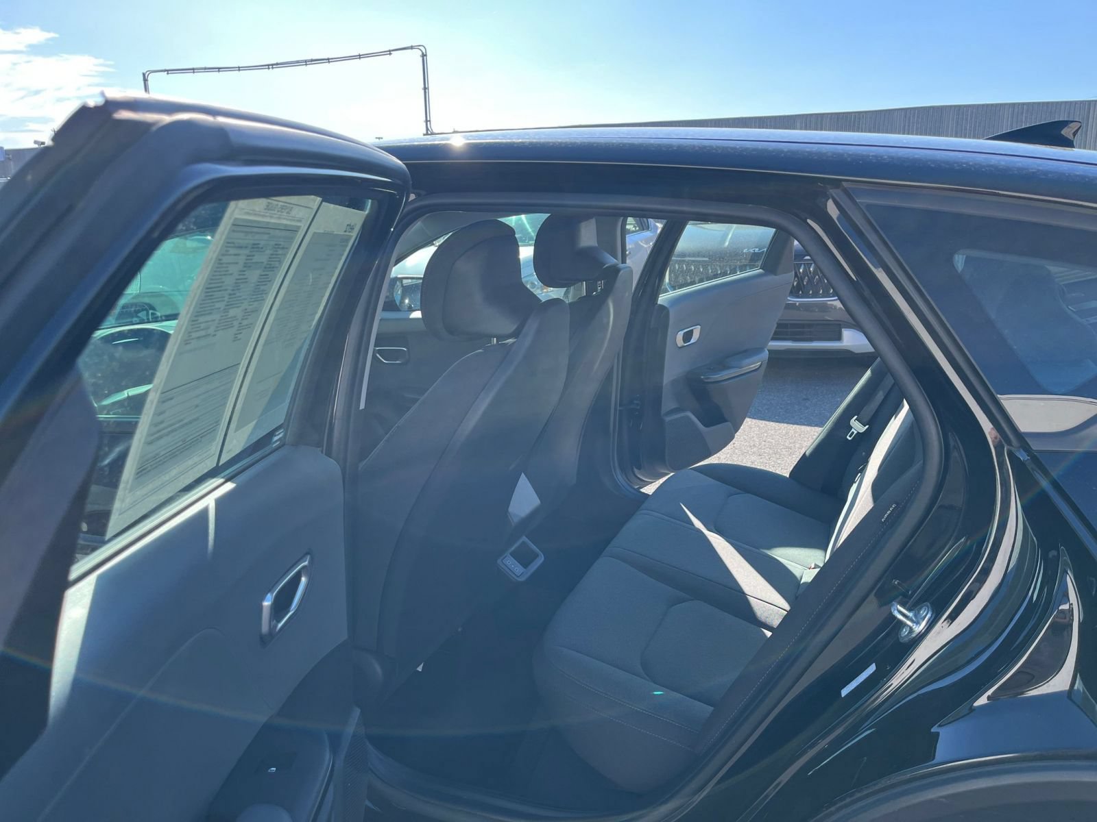Used 2025 Kia K4 FWD image 25