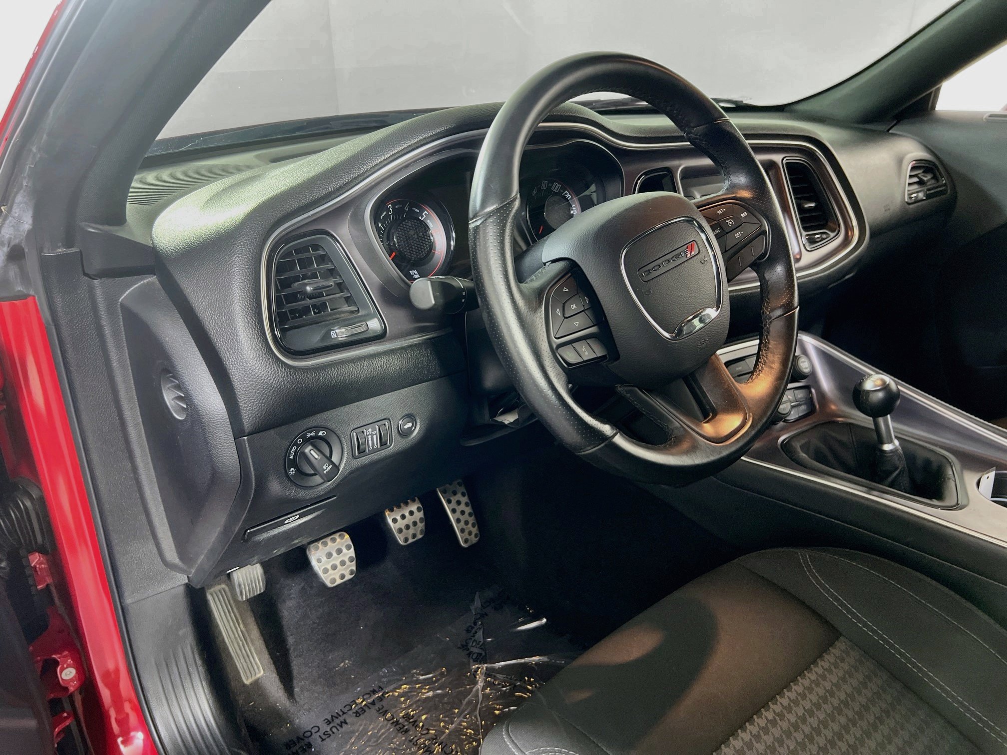 Used 2016 Dodge Challenger R/T w/ Blacktop Package RWD image 9